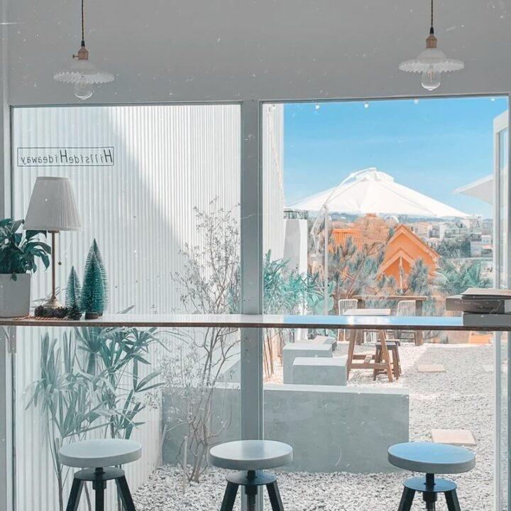 Thi công quán Hillside Hideway Coffee